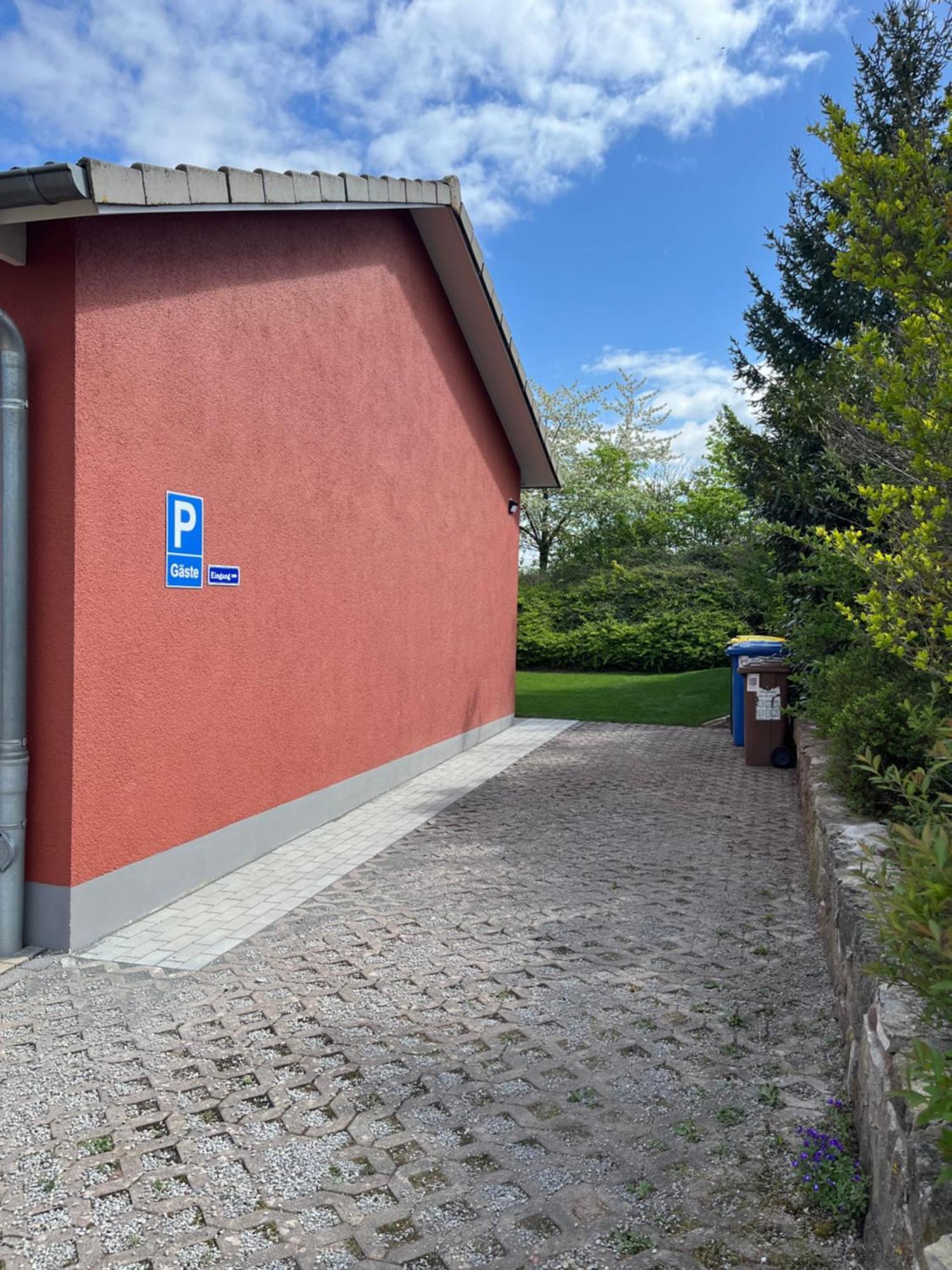 Neu Sanierte Wohnung Fuer 2-4 P Eschwege Exterior photo